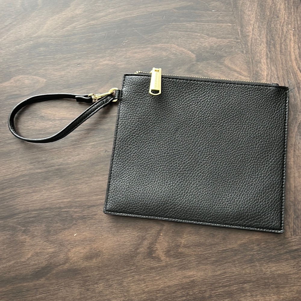 Steve Madden leather carry wallet wristlet